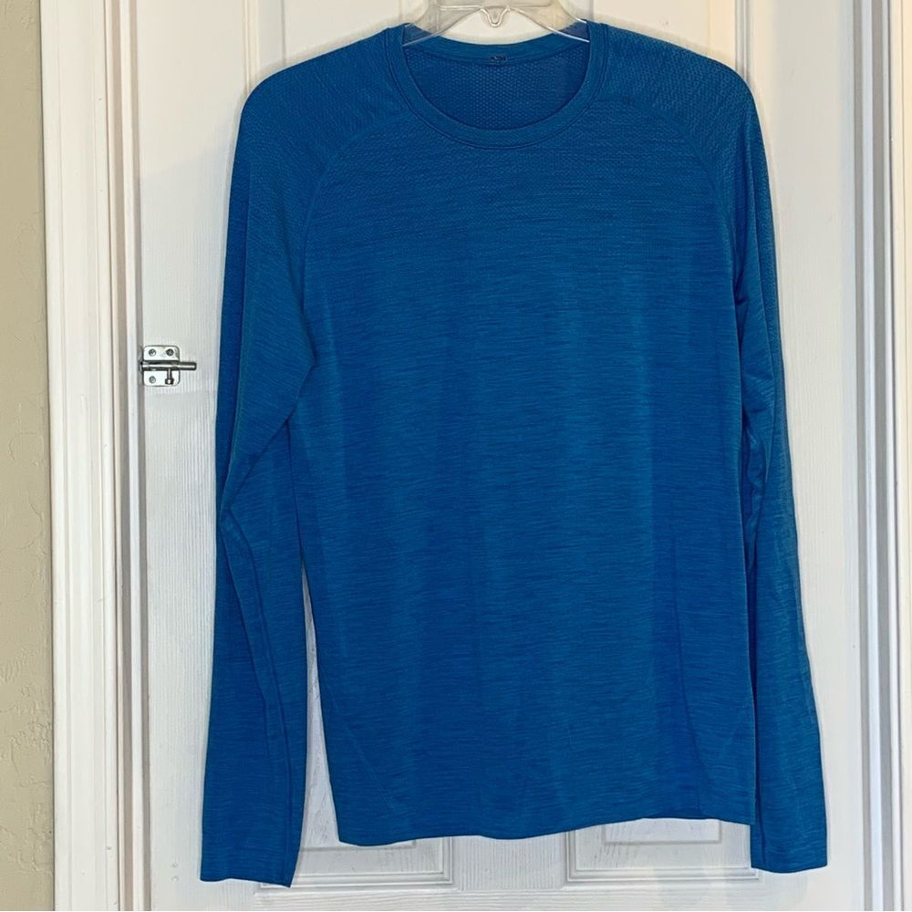 Lululemon Metal Vent Tech Long Sleeve Blue Heathered Men’s Size L